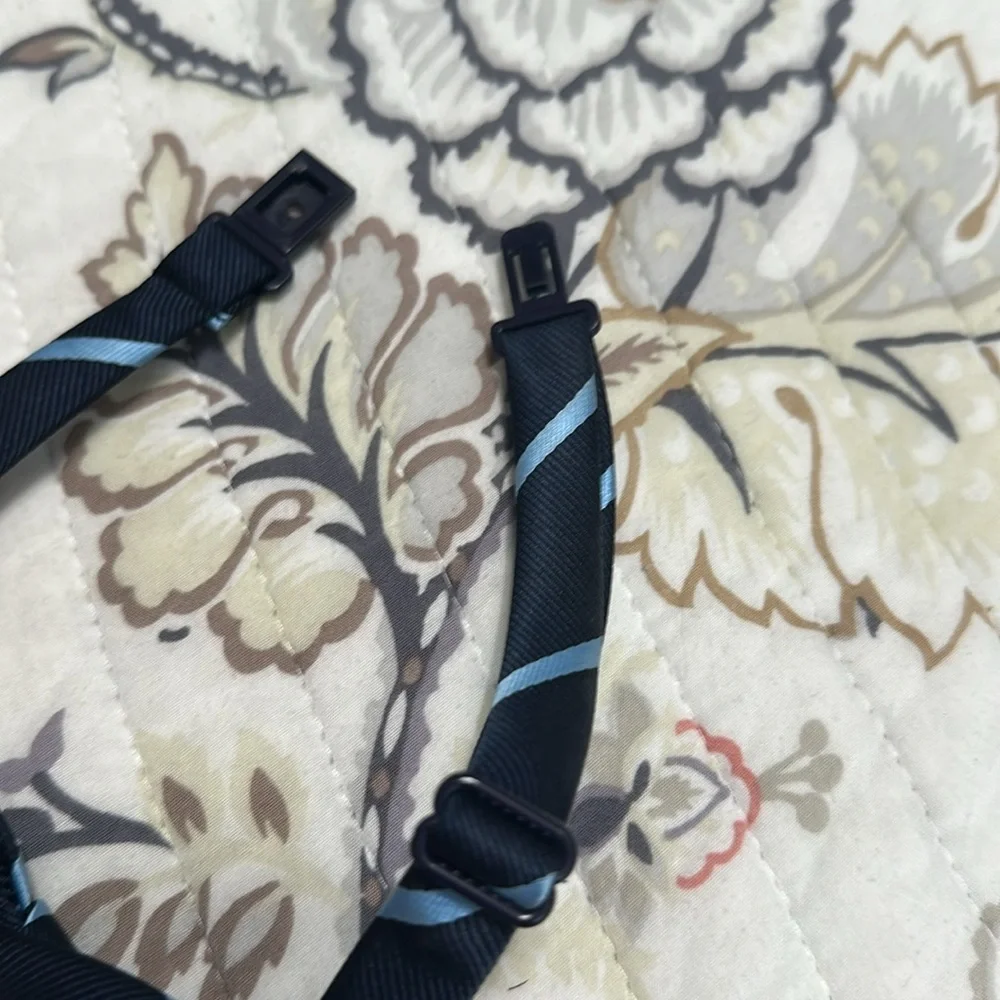 Adjustable child’s tie